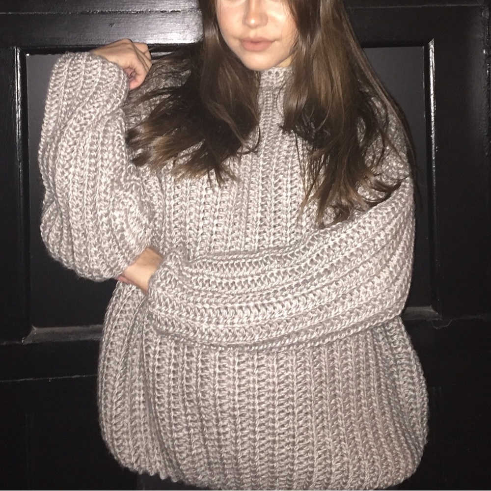Oversized Knitted Sweater Kendall & KYLIE